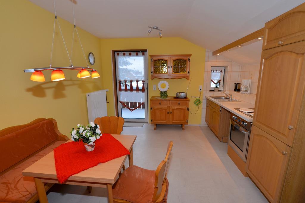 ヴァルメンシュタイナハ Haus Rosenbuehl Bed & Breakfast エクステリア 写真