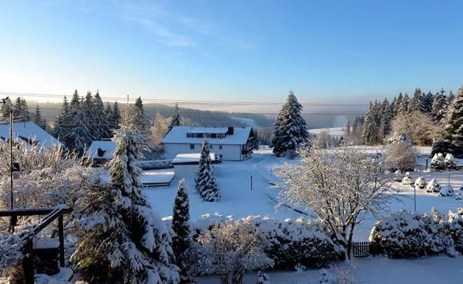ヴァルメンシュタイナハ Haus Rosenbuehl Bed & Breakfast エクステリア 写真